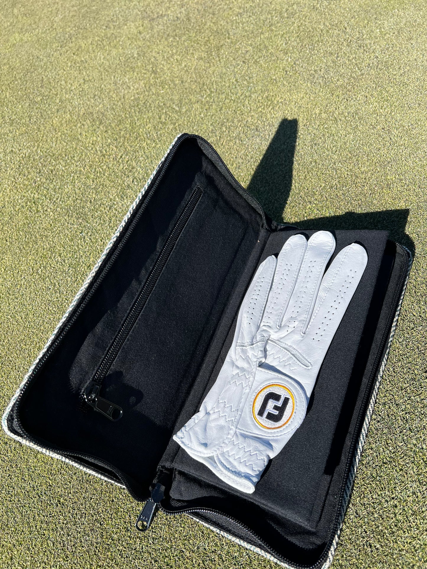 The LGLG Flag Glove Caddie