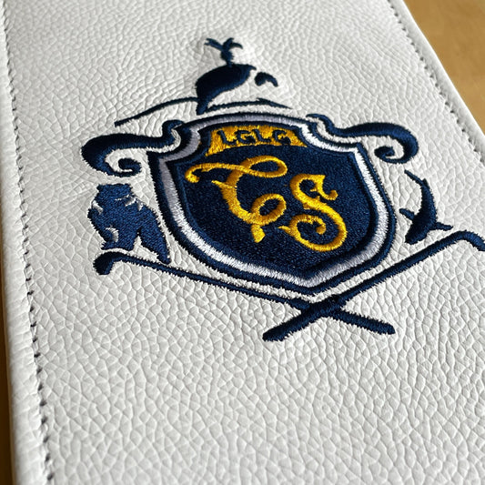 Scorecard /  Yardage Book Cover - The Family Crest